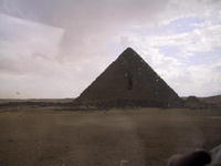 Дождик у пирамид